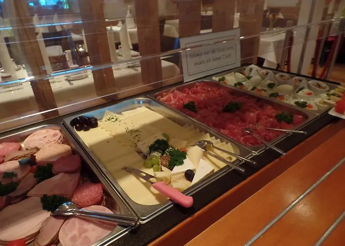 Gut Hanneshof Гостевой дом 4*