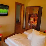Gut Hanneshof Guest house
